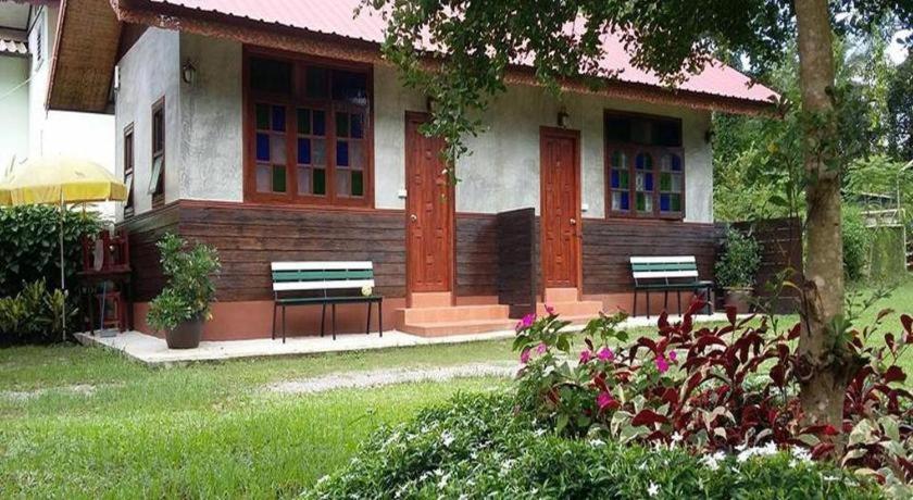 Ruen Lamai Lanna Ban Mae Aep Ngoại thất bức ảnh