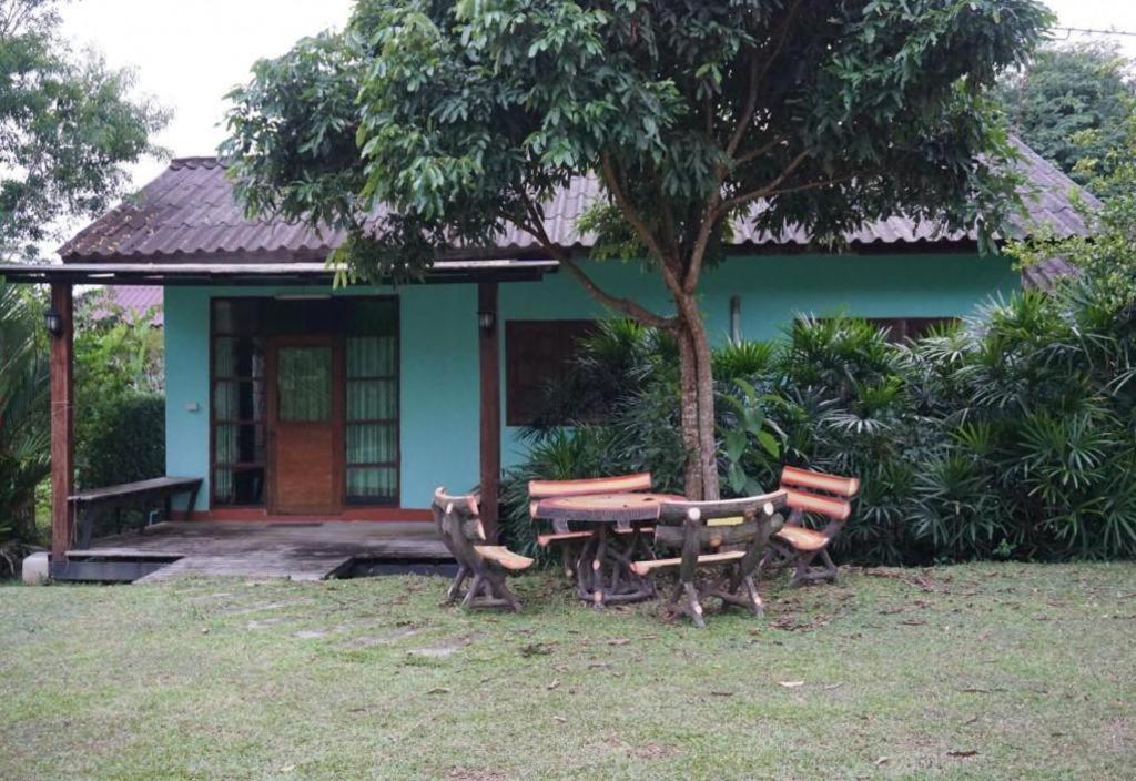 Ruen Lamai Lanna Ban Mae Aep Ngoại thất bức ảnh